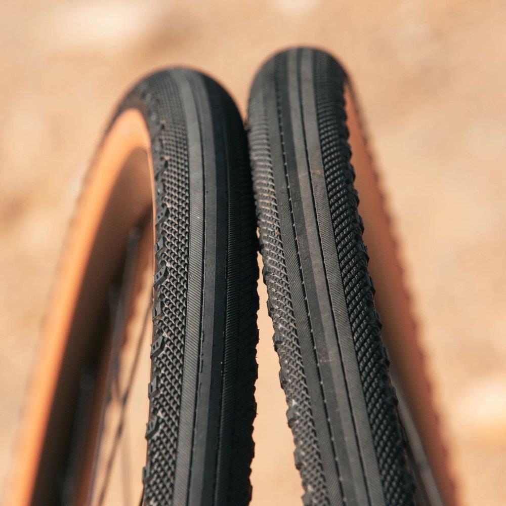 28" bicycle tyre 700x40C 40-622 Tubeless Ready anti-puncture protection Gravel Bikes