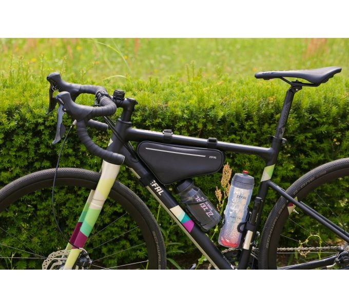 Bike bag Frame bag for bicycles with 2.2 litre volume Water-repellent bag